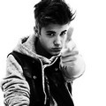 Justin Bieber Berpose Untuk Majalah Rollacoaster