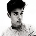 Justin Bieber Berpose Untuk Majalah Rollacoaster