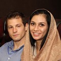 Reid Spencer Garrett dan Uli Auliani Saat Ditemui di Kemang