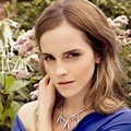 Emma Watson Berpose untuk Promo 'People Tree' Fashion