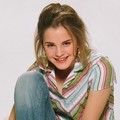 Emma Watson Berpose untuk Majalah Pink