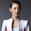 Lee Yeon Hee Berpose untuk Majalah Allure