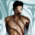 Photoshoot Choi Siwon Untuk Majalah VMAN