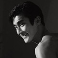 Photoshoot Choi Siwon Untuk Majalah VMAN