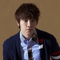 Photoshoot Lee Donghae Untuk Katalog Fashion BENCH