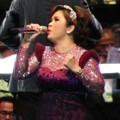 Penampilan Joy Tobing di 'Pergelaran Multimedia Tembang Harmoni'