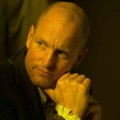 Woody Harrelson Sebagai The Bartender di 'Bunraku'