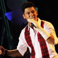 Penampilan Tim Hwang di Konser 'Saranghapnida'