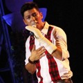 Penampilan Tim Hwang di Konser 'Saranghapnida'