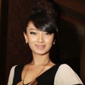 Zaskia Saat Ditemui di D'Consulate