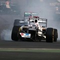 Kamui Kobayashi Lepas Kendali Setelah Bertabrakan Dengan Jenson Button