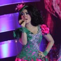 Syahrini Memeriahkan Grand Final Miss Celebrity Indonesia 2012