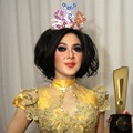 Syahrini Dinobatkan Sebagai Celebrity of The Year 2012