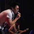 Aksi Ariel NOAH di Konser 'The Greatest Session Of The History'