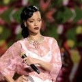 Penampilan Rihanna di Victoria's Secret Fashion Show 2012