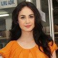 Arumi Bachsin Saat Syuting Sinetron 'Nyong Mutiara Hitam'