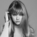 Taylor Swift di Majalah Harper's Bazaar Edisi Desember 2012