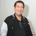 Deddy Mizwar Saat Jumpa Pers SCTV Awards 2012
