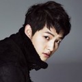 Song Joong Ki di Majalah Singles Edisi Desember 2012