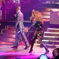 Aksi Spektakuler Jennifer Lopez di Konser 'Dance Again World Tour'