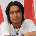 Charly Saat Syukuran Film 'Jangan Menangis Sinar'