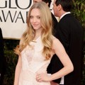 Amanda Seyfried di Red Carpet Golden Globe Awards 2013