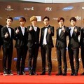 EXO di Red Carpet Golden Disk Awards 2013