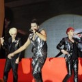 Penampilan S4 di Grand Opening Gold's Gym Express