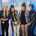 2NE1 Raih Piala Bonsang