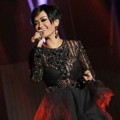 Julia Perez di Infotainment Awards SCTV 2013