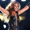 Beyonce Knowles di Konser Super Bowl 2013