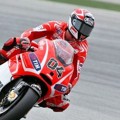 Aksi Andrea Dovizioso di Tes Perdana MotoGP 2013