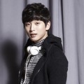 Jinwoon 2AM di Majalah @Star1 Edisi Februari 2013