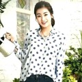 Kang Sora di Katalog Fashion BANGBANG