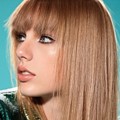 Taylor Swift di Majalah Elle Edisi Maret 2013