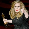 Adele Raih Piala Best Music Original Song