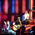 Penampilan One Direction di Konser Glasgow