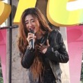Dewi Persik Tampil di Acara Musik 'Keren' TVRI