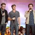 Seth Rogen, Zac Efron dan Danny McBride Bacakan Nominasi Best Shirtless Performance