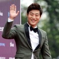 Lee Hee Joon Hadir di Baeksang Awards 2013