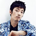 Jang Hyuk di Majalah Harper's Bazaar Edisi Agustus 2013