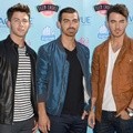 Jonas Brothers Hadir di Teen Choice Awards 2013