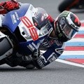 Jorge Lorenzo Sempat Memimpin Marc Marquez