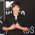 Austin Mahone di Red Carpet MTV Video Music Awards 2013