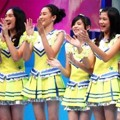 JKT48 Saat Tampil di Acara Musik 'Dahsyat'
