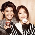 Haruma Miura dan Park Shin Hye di Majalah CeCi Edisi September 2013