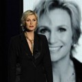 Persembahan Spesial Jane Lynch untuk Mengenang Cory Monteith