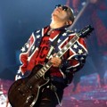 Aksi Panggung Kotak di 'Konser Ener9i: Rock Never Dies'