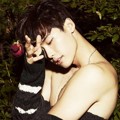 Lee Jong Suk di Majalah CeCi Edisi Oktober 2013