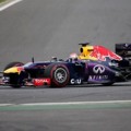 Sebastian Vettel Finish di Posisi Pertama